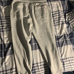 Tommy Hilfiger pants size medium